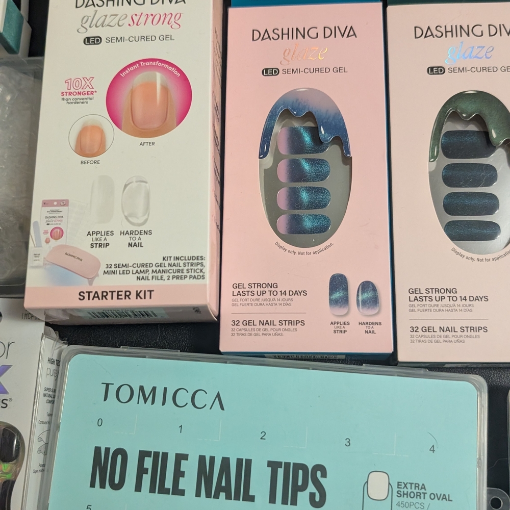 Gel Nail/Strips/ Press On Lot - Picture 3 of 7